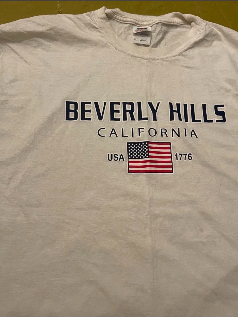 White Beverly Hills California cotton t-shirt with American flag SIZE XL